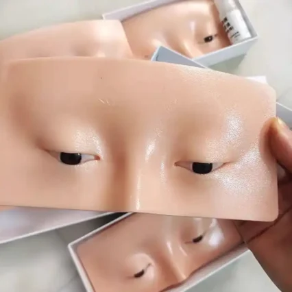 Rostro 5d en silicona para practica