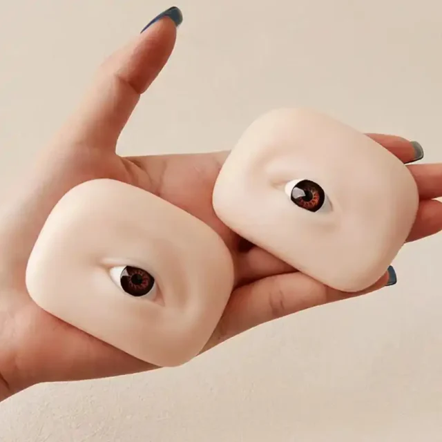 Parpados en silicona para practica